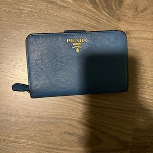 COPY - Prada small Saffiano wallet %100 authentic